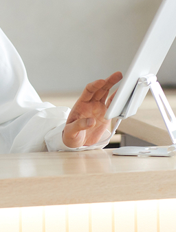 お申し込み（1分で完了）